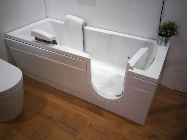 Cost of Walk In Tub Repair in Monroe